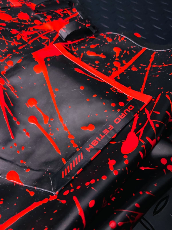 Jean Bleachers, Black & Red, Street Punk Style